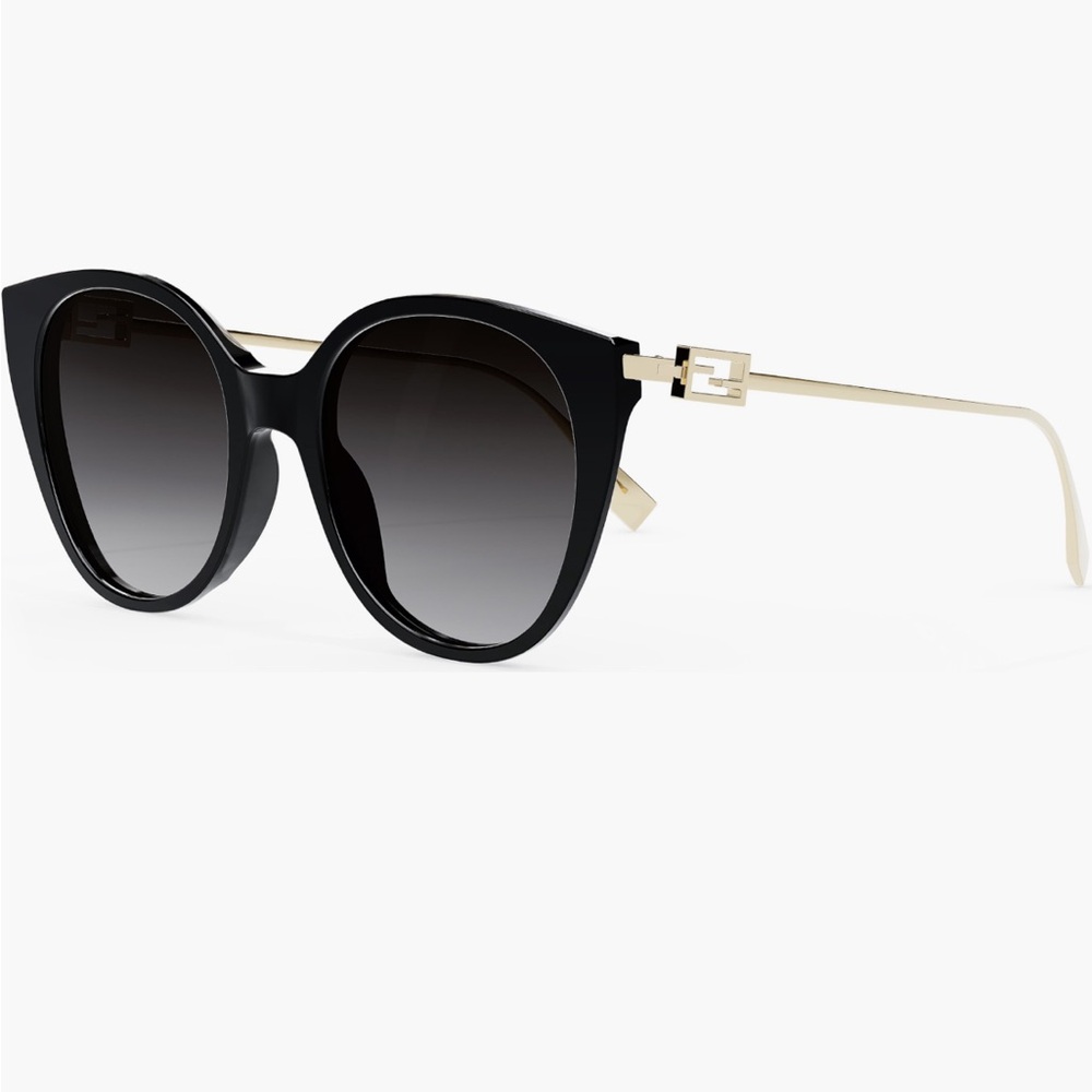Fendi BAGUETTE FE 40047I 01D Cat Eye Polarized Sunglasses NWT in Box w Cert.